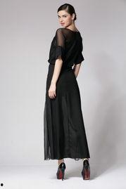 明星黑色长裙,明星黑色长裙的优雅演绎